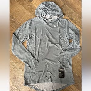 Nike Men’s Lightweight Hooded Top